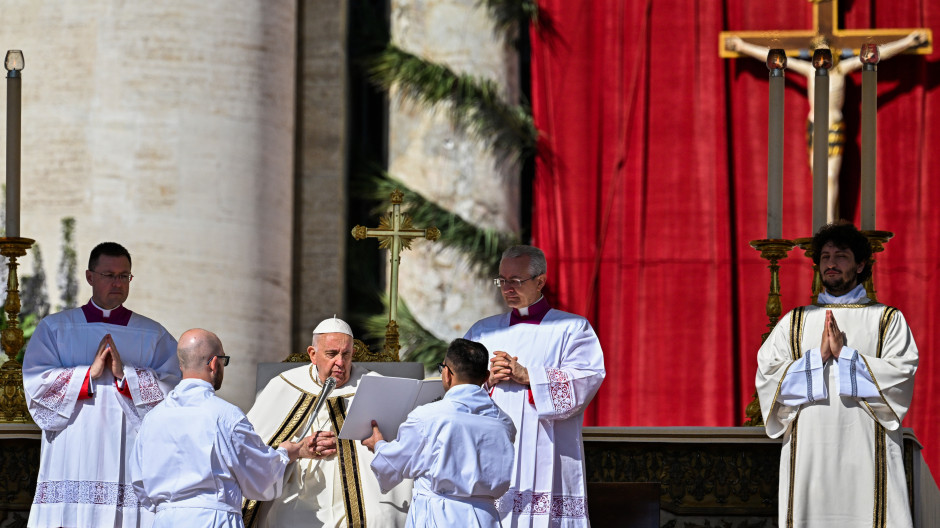 Directo Misa del Domingo de Resurrección en la Plaza de San Pedro