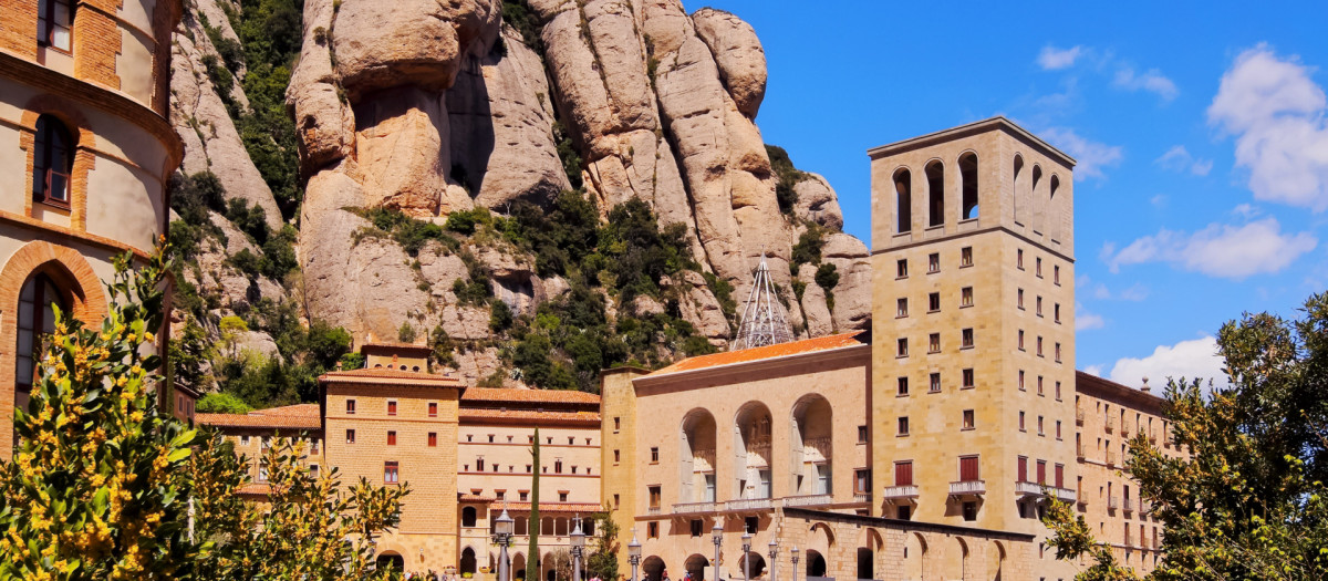 Una Fuerte Tormenta Provoca Un Desprendimiento En Montserrat Sin Causar