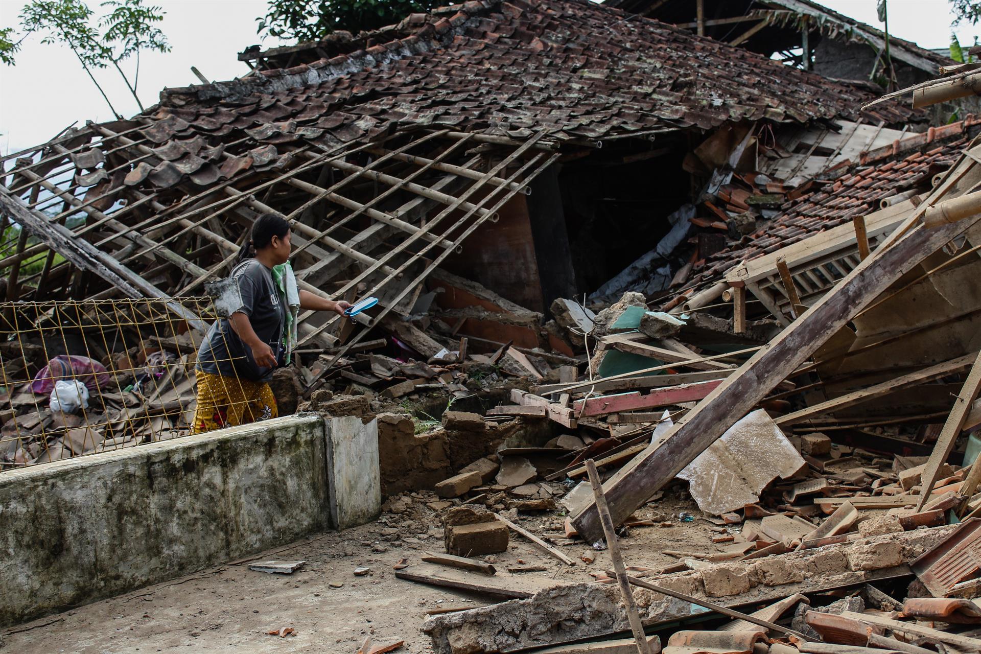 Aumentan A 268 Los Muertos A Causa Del Terremoto En Indonesia