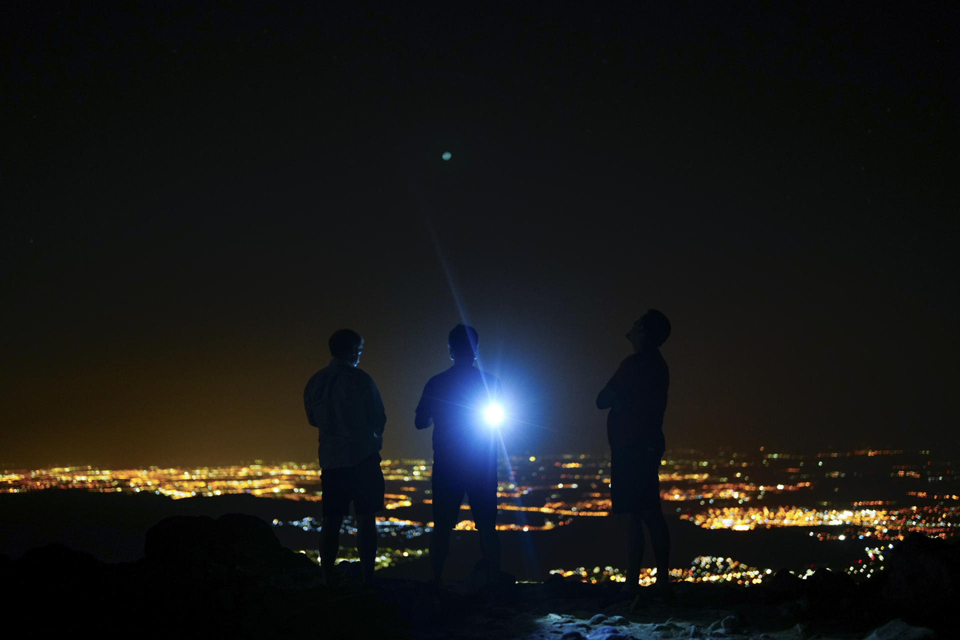 Las imágenes de las perseidas que han surcado el cielo esta madrugada