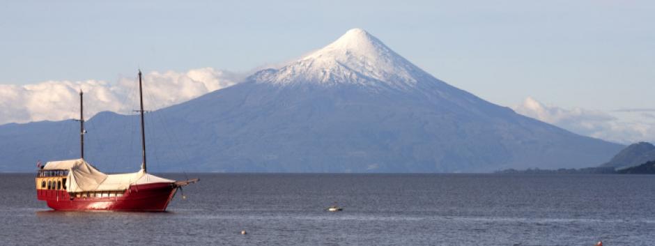 El volcán Osorno es un estratovolcán chileno que presenta cierta similitud con el Monte Fuji