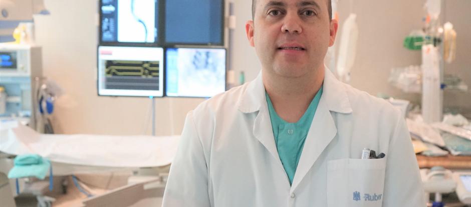 Dr. Pablo Gallo, jefe de la Unidad de Angiología y Cirugía Vascular del Hospital Ruber Internacional