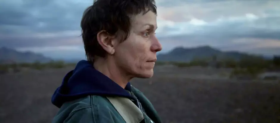 Frances McDormand, en un fotograma de <i>Nomadland</i>