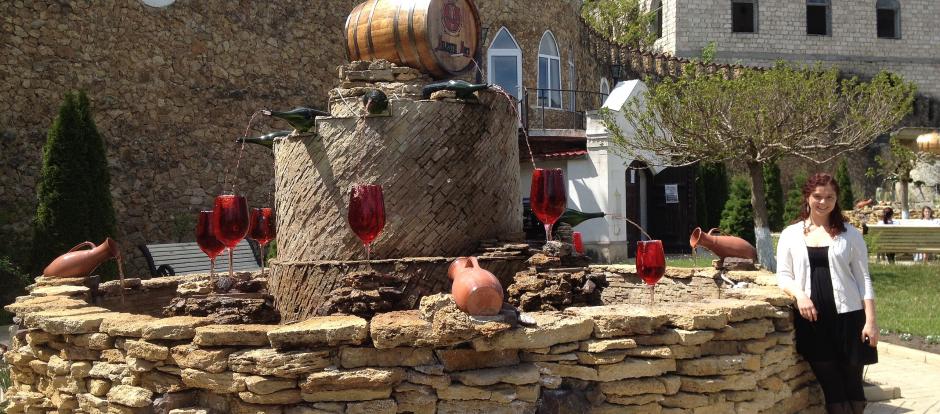 Fuente del Vino en la bodega Milestii Mici.