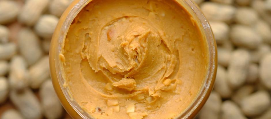 Mantequilla de cacahuete.