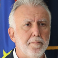 Ángel Víctor Torres caras