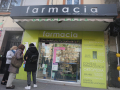 Entrada de una farmacia de Madrid