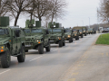 Desplazamiento de vehículos tácticos del Ejército español hasta Lest