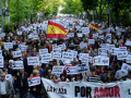 La manifestación de extrema izquierda que está recorriendo esta tarde Madrid