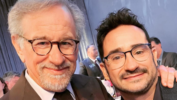 Steven Spielberg y J.A. Bayona, en la alfombra roja del almuerzo de los Oscar