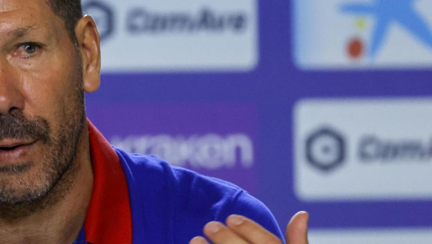 Diego Simeone se desmarcó del tema de los horarios en rueda de prensa