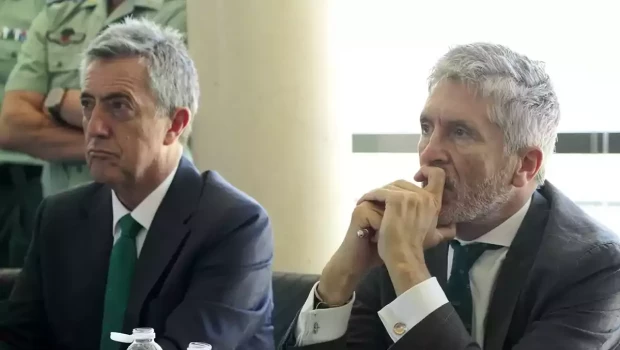 Leonardo Marcos junto al ministro del Interior Fernando Grande-Marlaska