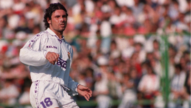 Alkorta jugando para el Real Madrid