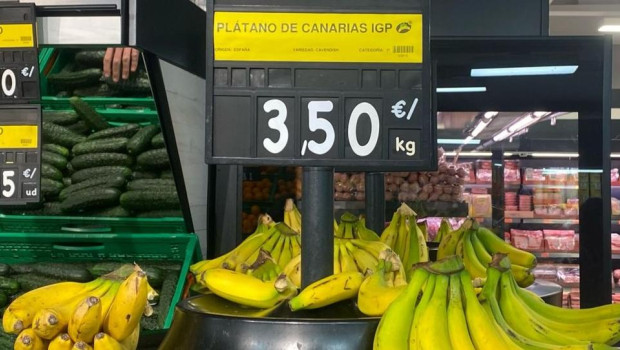 Plátano de Canarias en el supermercado