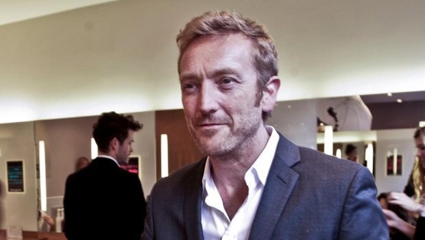 Michael Van Clarke en su peluquería