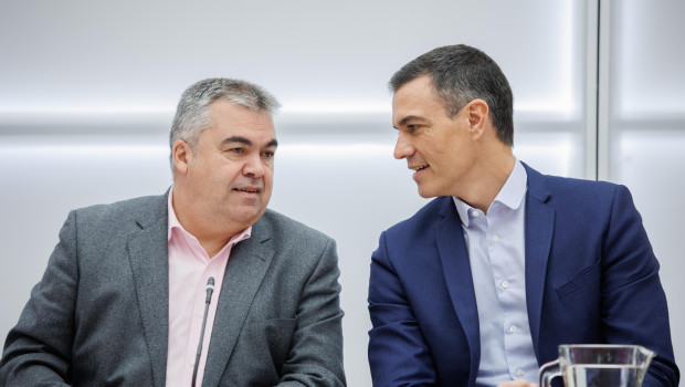Pedro Sánchez y Santos Cerdán en la Ejecutiva Federal del PSOE de 2023