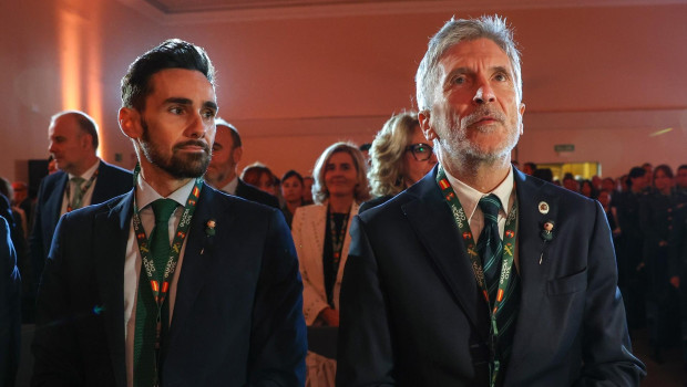 El ministro del Interior, Fernando Grande-Marlaska, con su mano derecha, el secretario de Estado de Seguridad, Rafael Pérez
