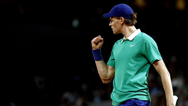 Sinner arrolla a Rublev y se cita en cuartos con Bublik con solo 30 juegos perdidos