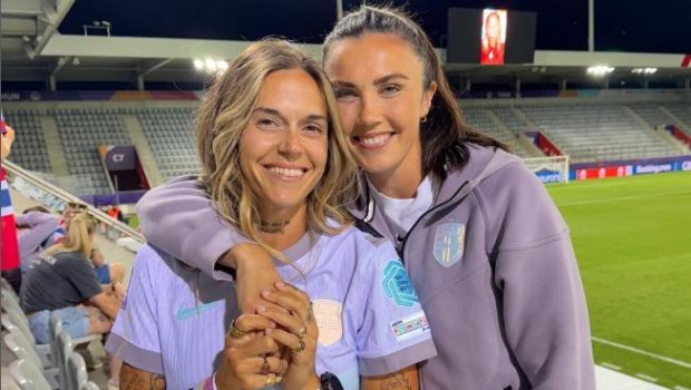 Mapi León estuvo animando a su pareja Ingrid Engen en la Eurocopa de Suiza