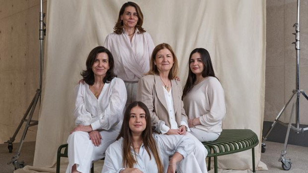 Campaña del CEU 'Generaciones'