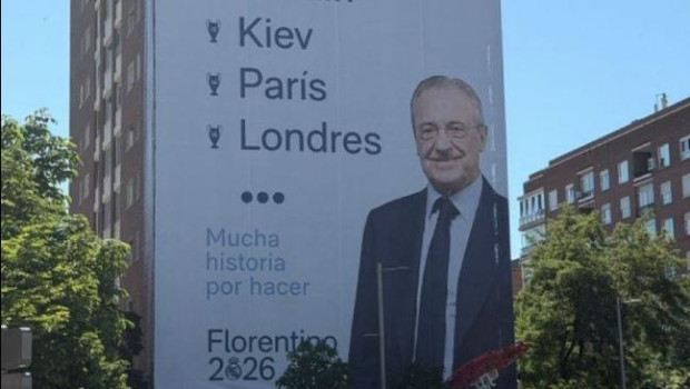 Imagen de la lona desplegada por Florentino Pérez cerca del Bernabéu