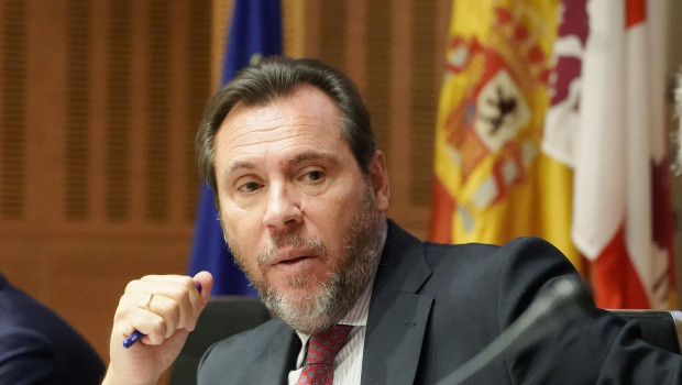 El ministro de Transportes y Movilidad Sostenible, Óscar Puente, este miércoles, en Valladolid