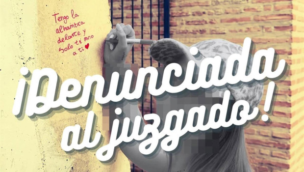Identificada y denunciada por la Policía Local tras hacer una pintada en el Albaicín
