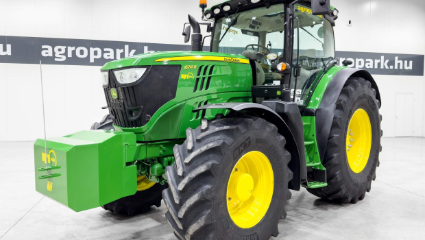 John Deere 6210, el tractor más vendido en España en 2022