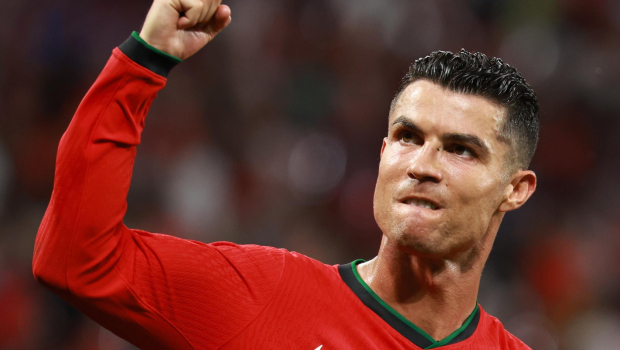 Cristiano Ronaldo celebrando la victoria de Portugal
