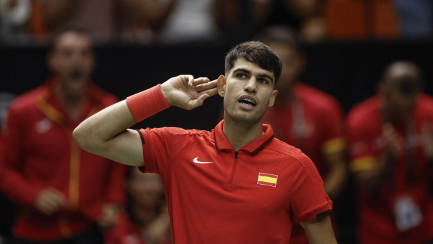 Carlos Alcaraz protagonizó ante Tomas Machac el punto de la Copa Davis