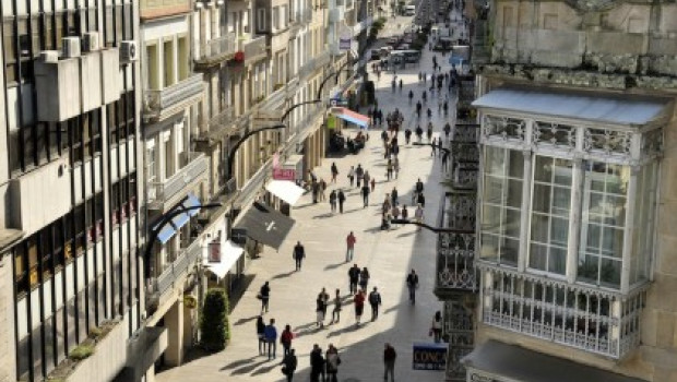 Calle Príncipe de Vigo es la más comercial de la ciudad olívica