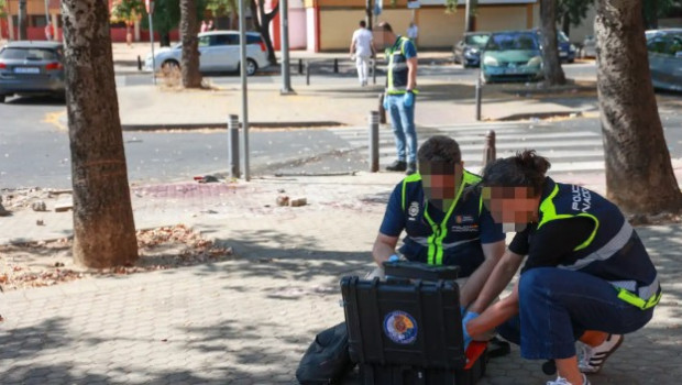 Agentes en la zona del suceso