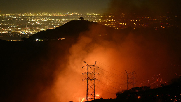 Los devastadores incendios en Los Ángeles siguen cobrándose vidas