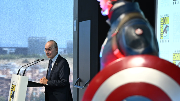 El alcalde de Málaga, Francisco de la Torre, interviene durante la presentación del evento cultural Comic-Con, que se celebrará del 25 al 28 de septiembre en Málaga, este jueves en Madrid. El evento se celebrará del 25 al 28 de septiembre en la capital de la Costa del Sol. EFE/Fernando Villar