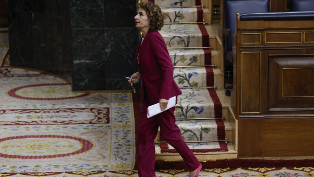 La vicepresidenta María Jesús Montero, en el hemiciclo