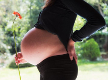 Mujer embarazada en la semana 40 de gestación