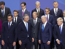 Los jefes de Estado y de Gobierno posando al inicio de la Cumbre de la OTAN