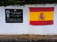Una placa recuerda cada 24 de septiembre al cabo de la Guardia Civil, Juan Carlos Beiro, asesinado por ETA en 2002