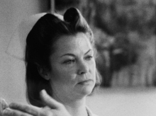 La actriz Louise Fletcher y Jack Nicholson en una escena de la película Alguien voló sobre el nido del cuco