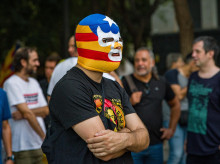 Varios personas durante la manifestación convocada por la Taula de l'Esquerra Independentista --formada por CUP, Arran, Alerta Solidària, COS, SEPC y Endavant– con motivo de la Diada, Día de Catalunya, a 11 de septiembre de 2022, en Barcelona, Catalunya (España). El proceso independentista cumple hoy 10 años, cuando, tras dos ediciones a medio gas debido a la pandemia, la izquierda independentista quiere hacer de la Diada "un nuevo espacio de encuentro y lucha".  La convocatoria se produce en un contexto de tensión en el independentismo al comienzo de un curso político que estará marcado por las elecciones municipales de mayo.
Lorena Sopêna / Europa Press
(Foto de ARCHIVO)
11/9/2022
