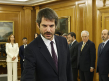 MADRID, 21/11/2023.- El nuevo ministro de Cultura, Ernest Urtasun, promete el cargo ante el rey Felipe VI, este martes en el Palacio de la Zarzuela. EFE/ Chema Moya POOL
