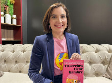 MADRID, 17/01/2024.-La nutricionista y divulgadora Marián García, más conocida por Boticaria García, asegura que no hay un método infalible para perder grasa e insta a huir de determinadas dietas que "no deberíamos hacer ni aunque nos pagaran", así como de los "gurus nutricionales" que no se basan en la ciencia. En una entrevista con EFE, Boticaria García desentraña las claves de su último libro "Tu cerebro tiene hambre" (Planeta), en el que los lectores van a encontrar "estrategias prácticas", que pueden incorporar en su día a día, "para perder grasa y ganar salud haciendo algo diferente a los que nos han contado toda la vida".-EFE/ Berta Pinillos