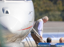 El Rey Juan Carlos I, a su llegada al Aeropuerto Internacional de Vigo-Peinador, el pasado mes de septiembre