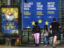 Campaña invitando a votar en las elecciones europeas en las cercanías del Parlamento Europeo en Estrasburgo