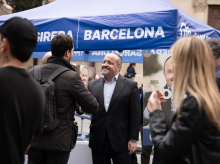 El candidato del PP, Alejandro Fernández, en una carpa del partido, en la plaza Sarrià.Europa Press

El candidato del PP, Alejandro Fernández, en una carpa del partido, en la plaza Sarrià.