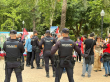 Un momento de la marcha alternativa del 1 de mayo en Castellón, que ha acabado con altercados