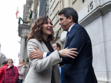 La presidenta de la Comunidad de Madrid, Isabel Díaz Ayuso, y el presidente de la Generalitat Valenciana, Carlos Mazón, en Madrid