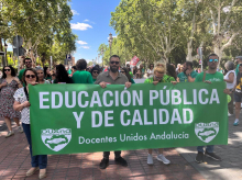 Concentración en la zona de San Telmo, en Sevilla, con motivo de la huelga docente