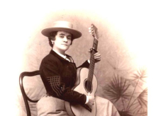 La actriz Concha Cubas con guitarra y sombrero cordobés 1890.
Biblioteca Nacional. Sala Goya. Bellas Artes. Recoletos. Madrid