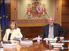 La vicepresidenta del Tribunal Constitucional, Inmaculada Montalbán y el presidente del Tribunal Constitucional, Cándido Conde-Pumpido